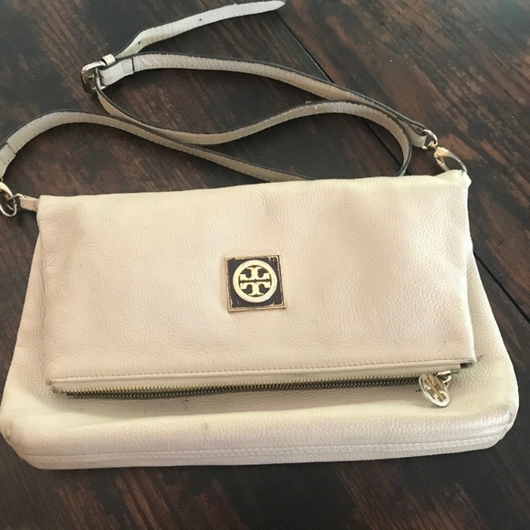 Tory Burch Handbags - Tory Burch Cross Body Cream Colored Leather Bag